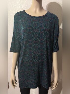 OVERSIZED XS NWT CLOSET CLEAR OUT ON ALL LULAROE MAKE AN OFFER BUNDLE STRETCHY